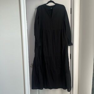 Able tiered maxi dress. Size L